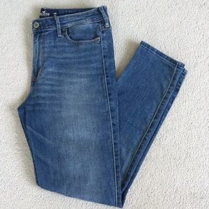 High rise super skinny crop Hollister jeans